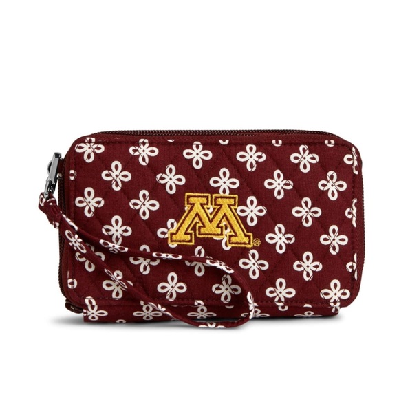 🆕Vera Bradley Collegiate University of Minnesota RFID All-In-One Crossbody - Picture 1 of 4